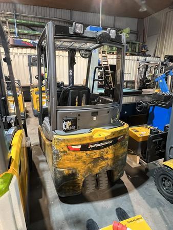 JUNGHEINRICH EFG 216 310 ZZ, BJ 2019