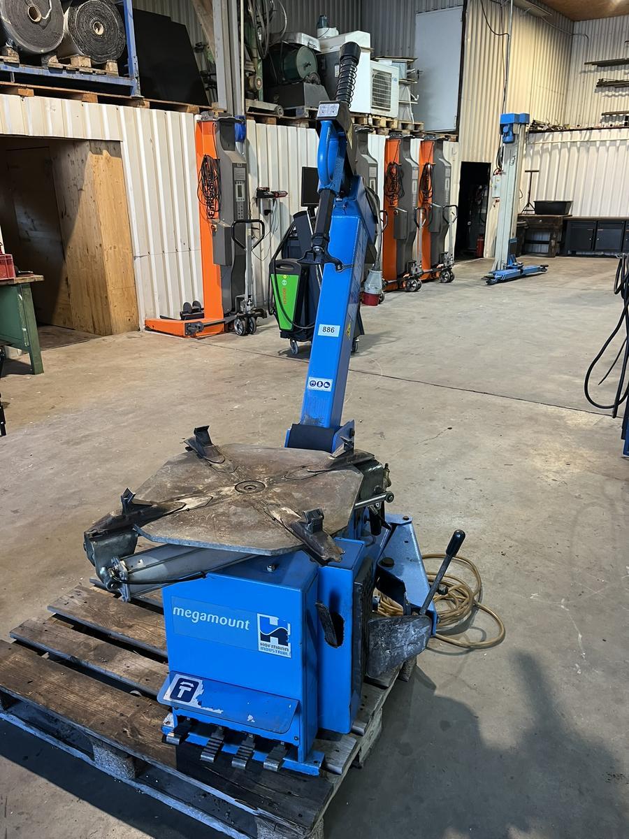 MEGAMOUNT Reifenmontiermaschine 0.6 KW