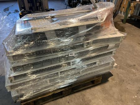 9 St�ck Heizk�rper ca. 1600/600, 600/600, 900/600 mm gemischt