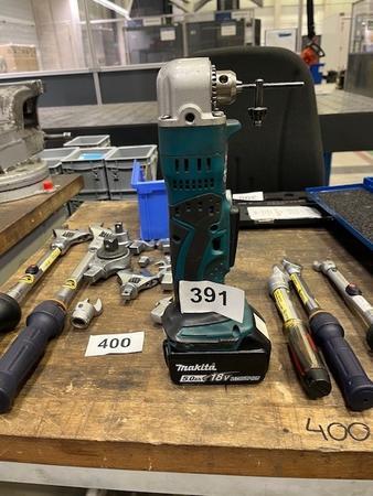 Makita Winkelbohrmaschine DDA 350 mit Akku ohne Ladeg. Makita Winkelbohrmaschine DDA 350 mit Akku ohne Ladeg.