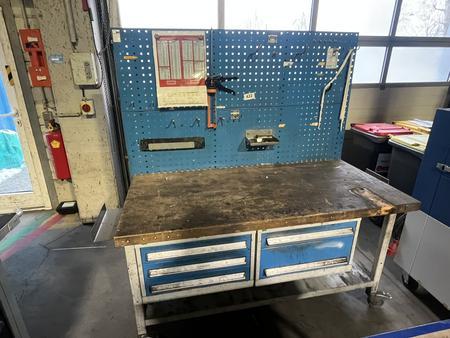 BOTT Werkbank mobil ca. 150/70/170 cm mit 5 Laden BOTT Werkbank mobil ca. 150/70/170 cm mit 5 Laden