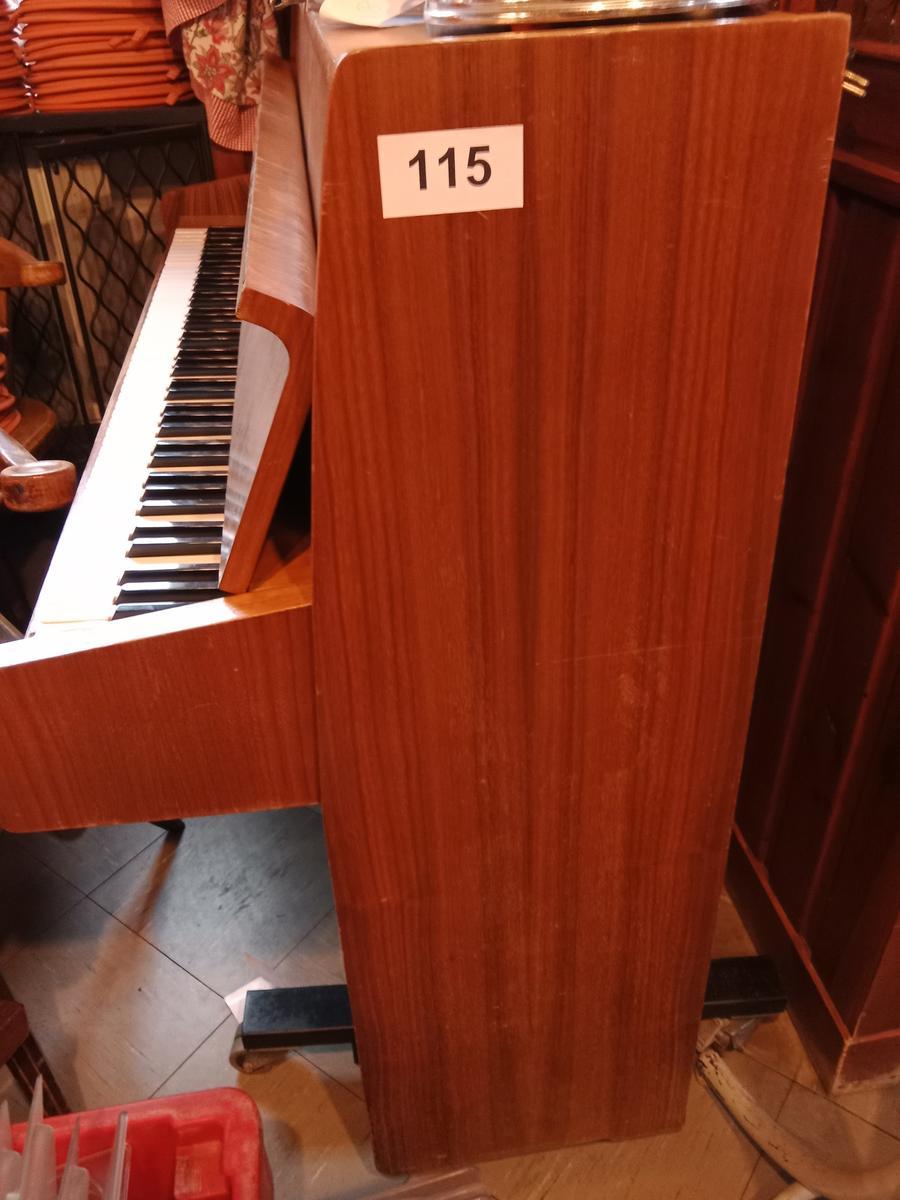 Pianino Klavier Stelzhammer?d=2026-02-06 02:17:22