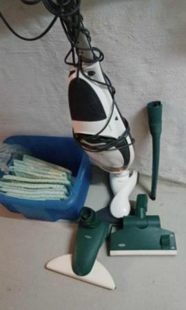 2 Stk. Vorwerk Maschinen mit Aufsätzen Kobold – Funktionsfähig (Filter etc. muss getauscht werden) 2 Stk. Vorwerk Maschinen mit Aufsätzen Kobold – Funktionsfähig (Filter etc. muss getauscht werden)