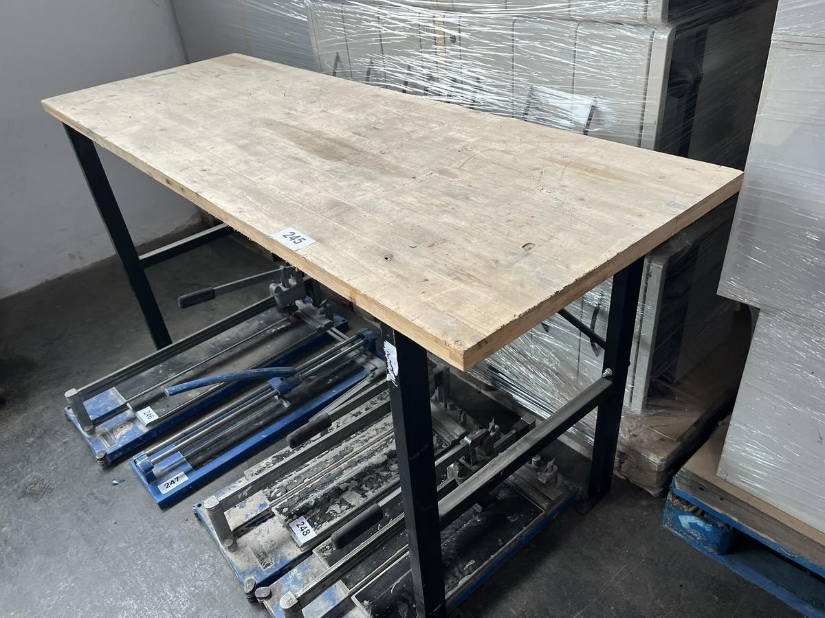 Werkbank mit massiver Arbeitsplatte 165/60 cm