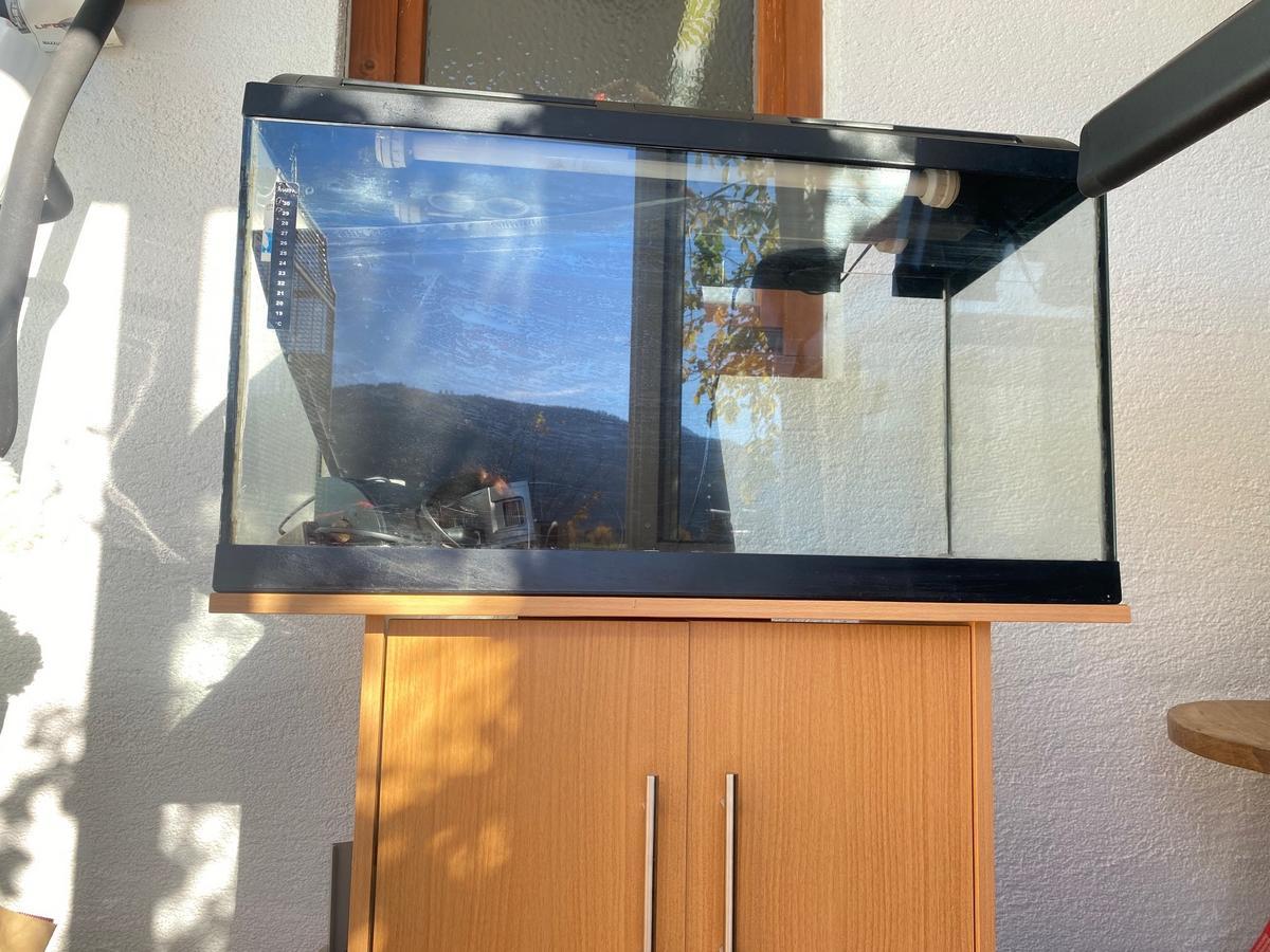 Aquarium  mit Unterschrank ca 110 liter