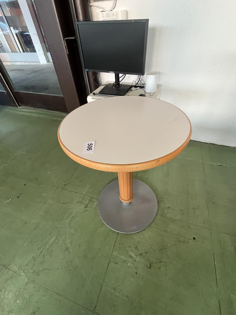 Besprechungstisch ca. 60 cm Durchmesser?d=2026-03-04 03:17:08