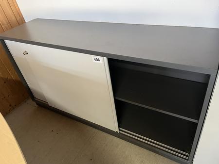 Aktenschrank mit Schiebet�ren ca. 160/85 cm 2 Ordnerh�hen