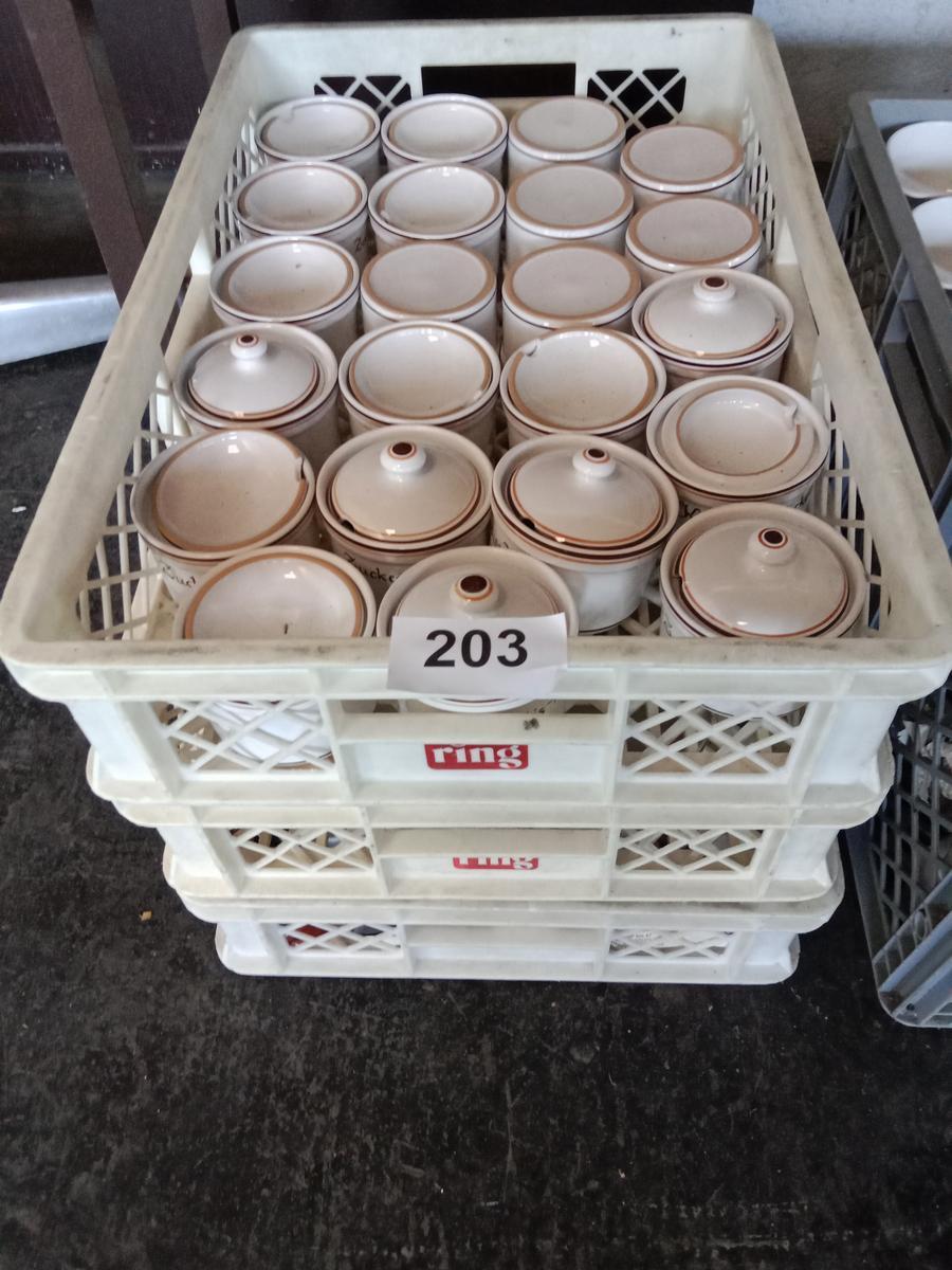 ca. 60 Stk. Zuckerdosen (Keramik)?d=2026-03-04 18:14:04