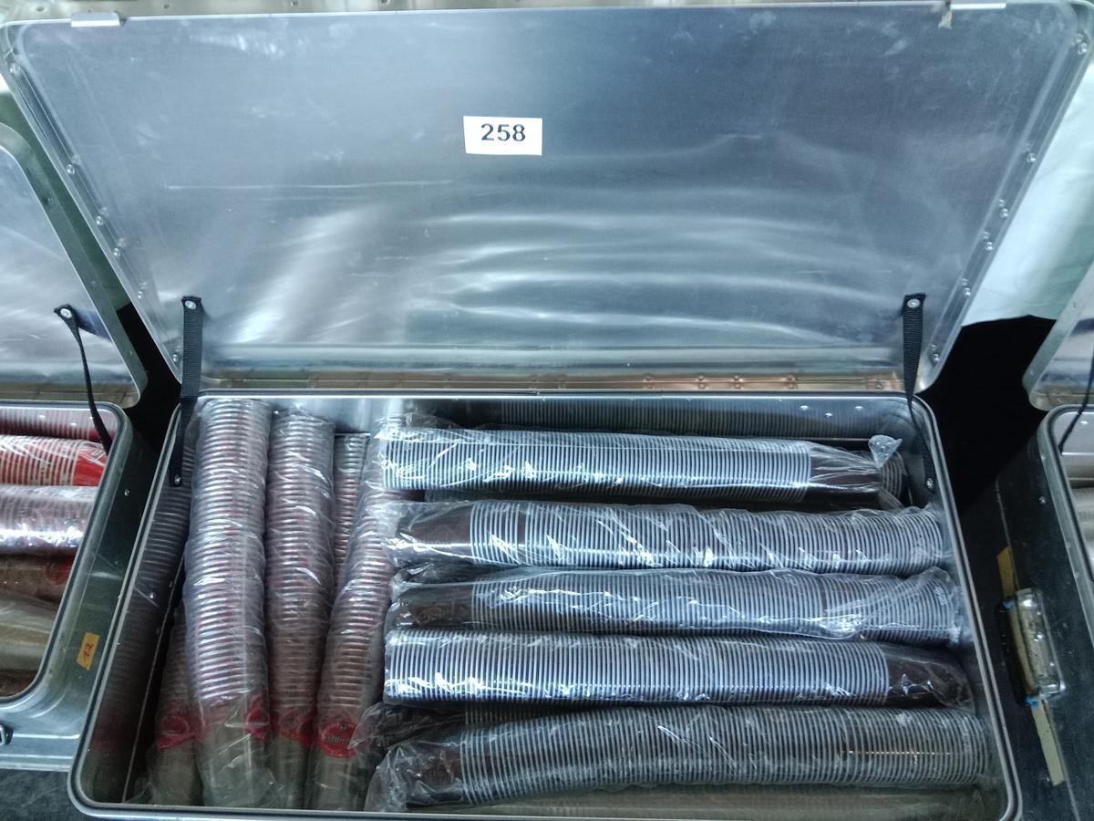 Posten Plastikbecher inkl. Alu Transportbox 90x45x40cm?d=2026-03-04 18:12:57