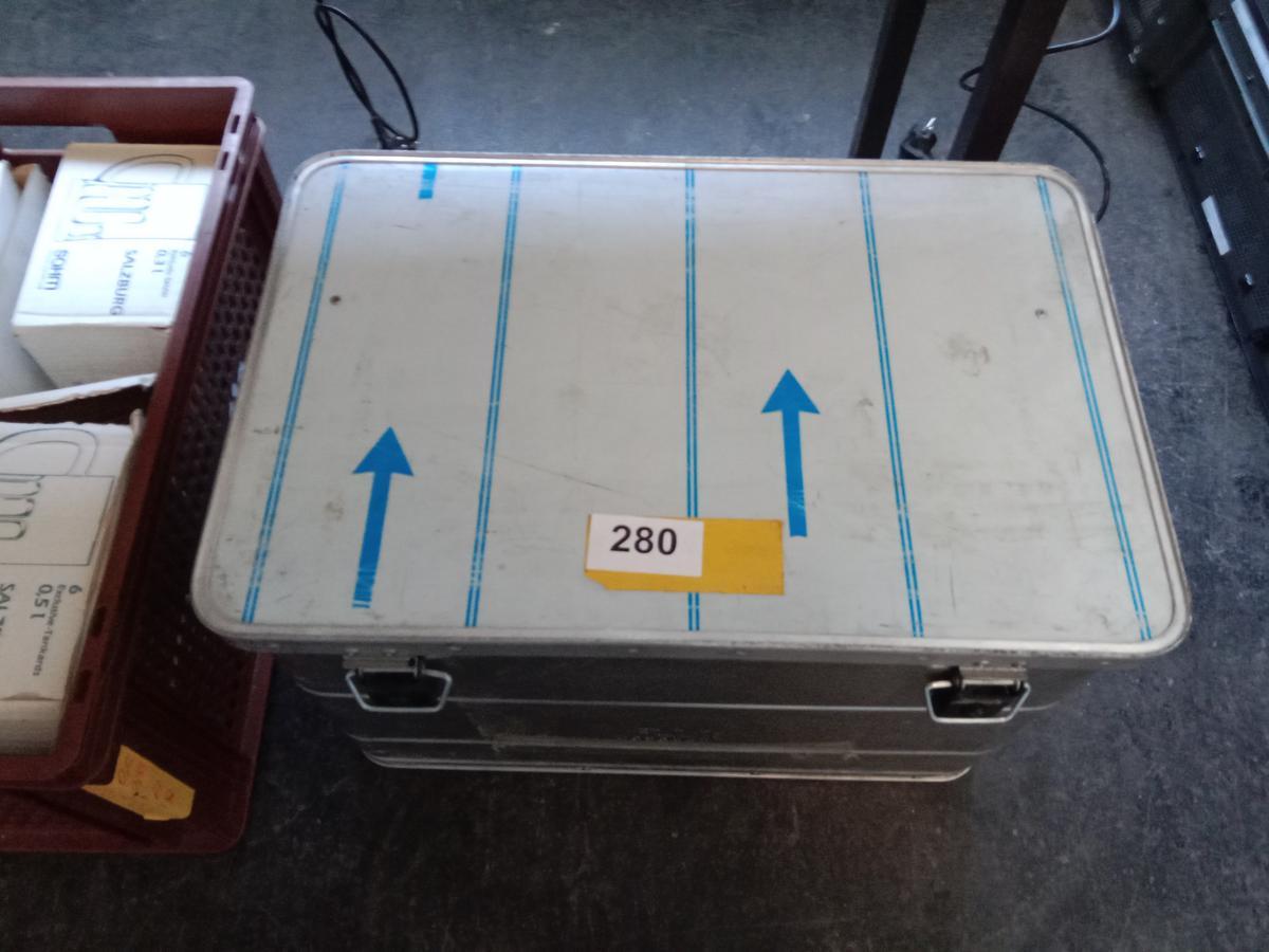 48 Stk. Coca Cola Gl&auml;ser inkl. Alu Transportbox 60x40x40cm?d=2026-03-04 19:53:15