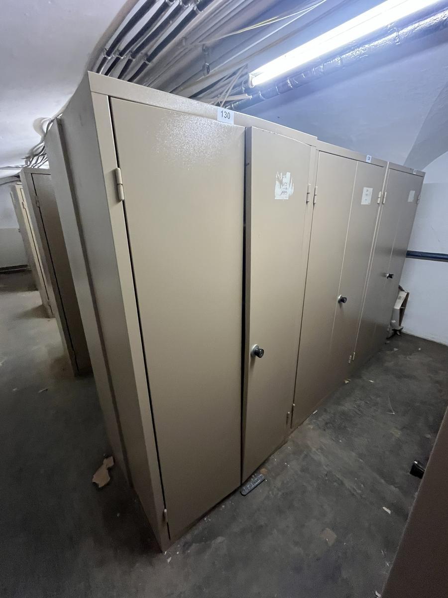 Metallschrank mit Doppelt&uuml;re, Breite 95cm, H&ouml;he 185cm, Tiefe 40cm?d=2026-03-09 22:30:34