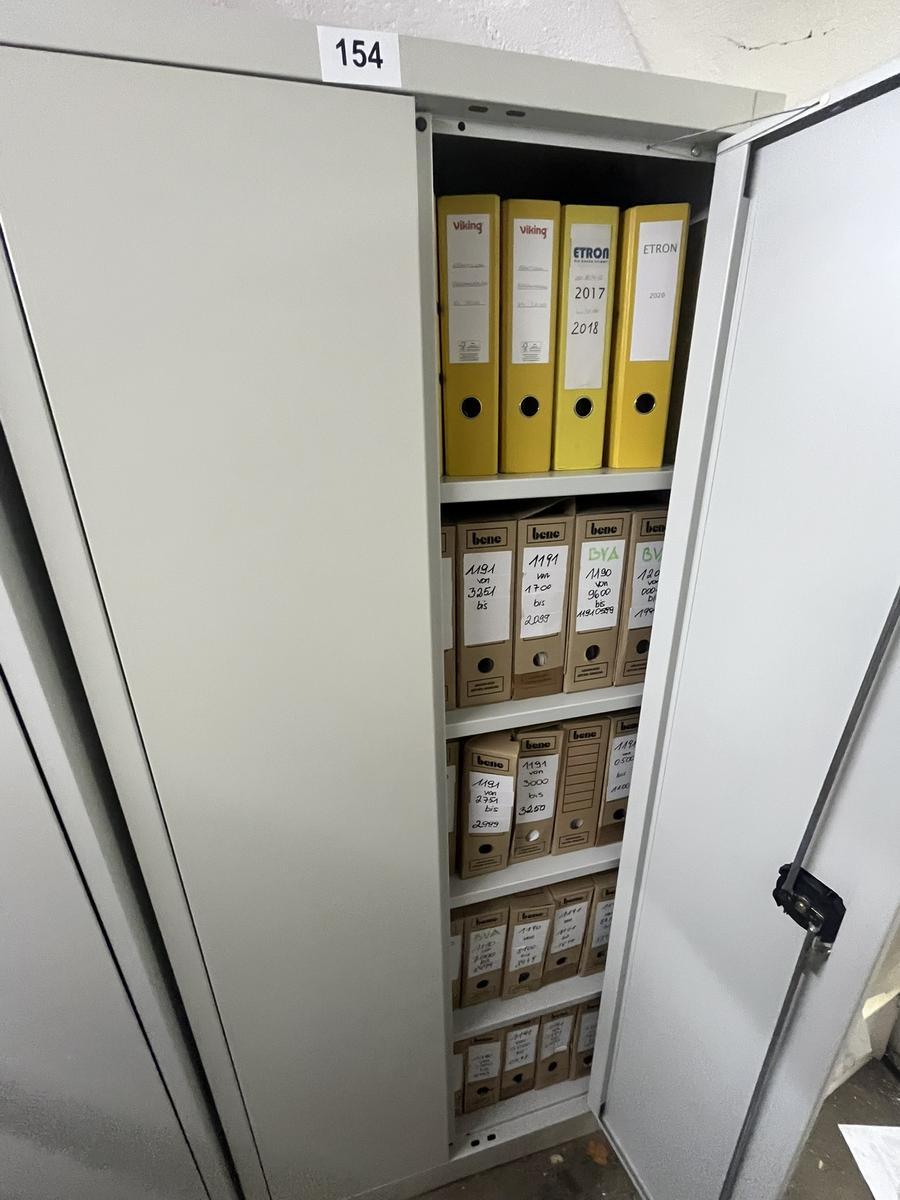 Metallschrank mit Doppelt&uuml;re, Breite 80cm, H&ouml;he 195cm, Tiefe 40cm?d=2026-03-09 22:31:23