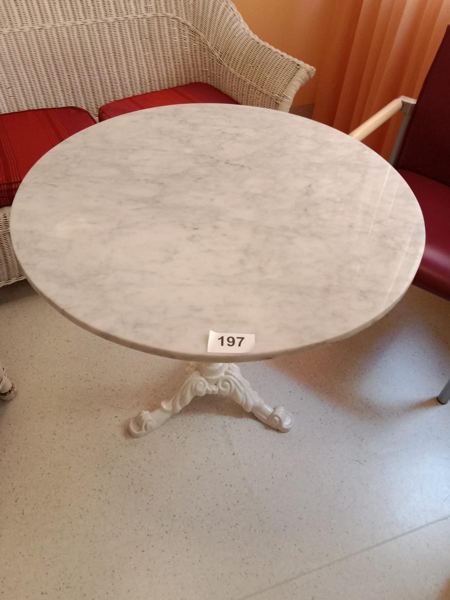 Tisch, DM 80cm?d=2026-03-09 22:32:18