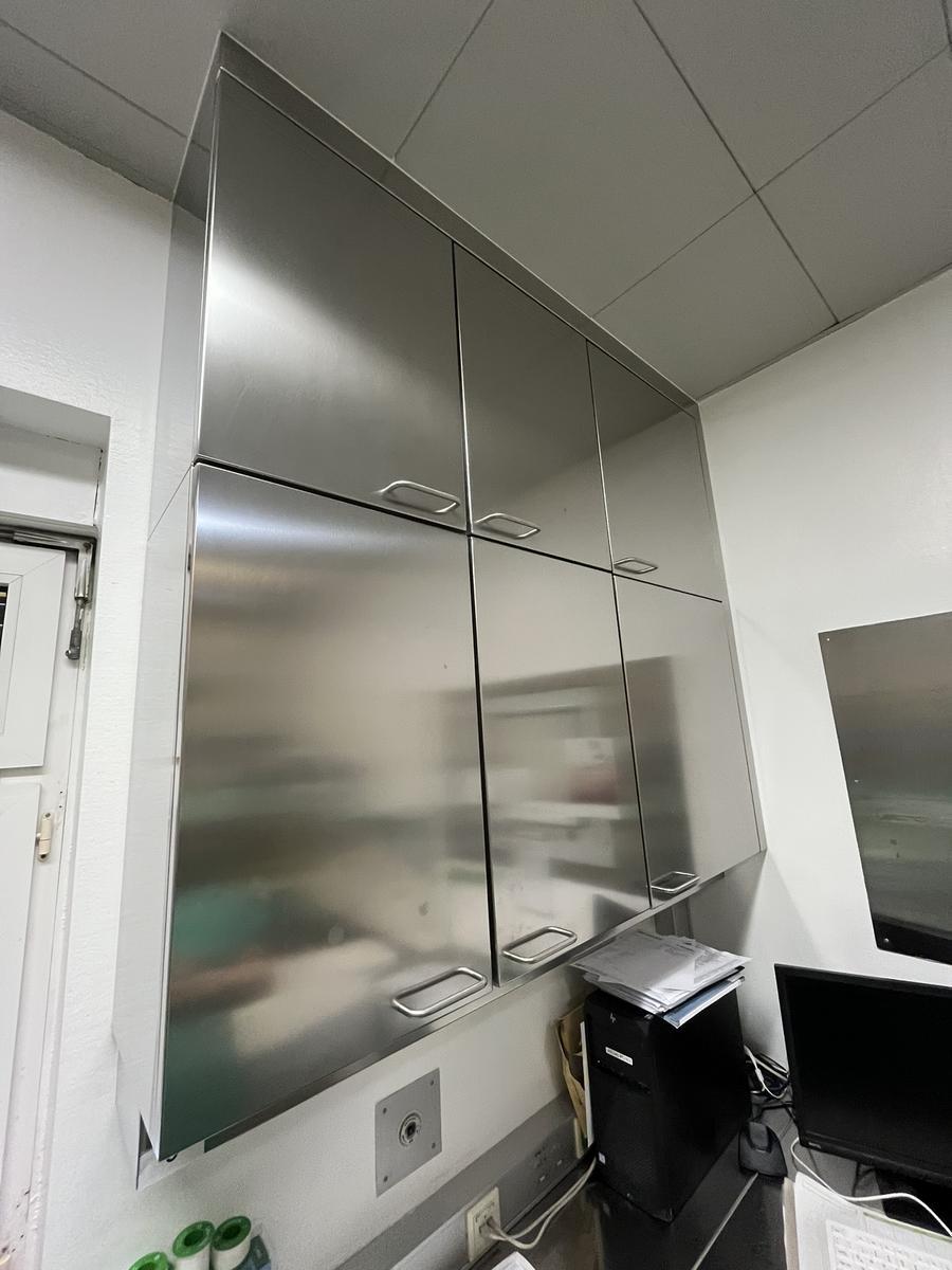 Kiefer Edelstahlschrank, 6fl&uuml;gelig, 2tlg, 155x35x160cm