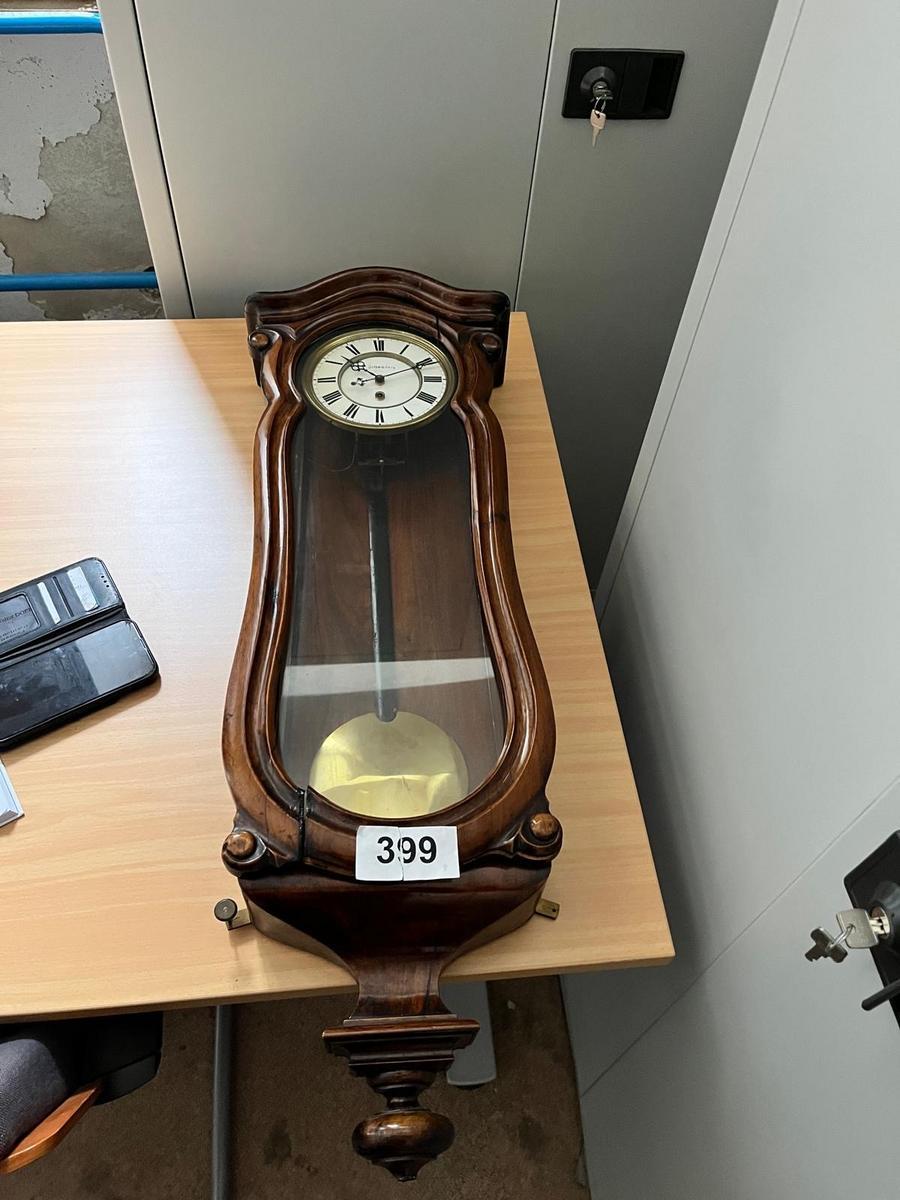 Wanduhr?d=2026-03-09 22:22:22