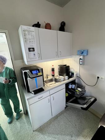 K�chenblock mit H�ngeschrank, Siemens Geschirrsp�ler, 140x60x85cm