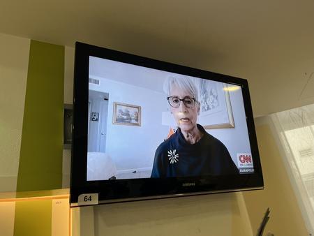 Samsung TV Ger�t, mit Wandhalterung, Diagonale 100cm