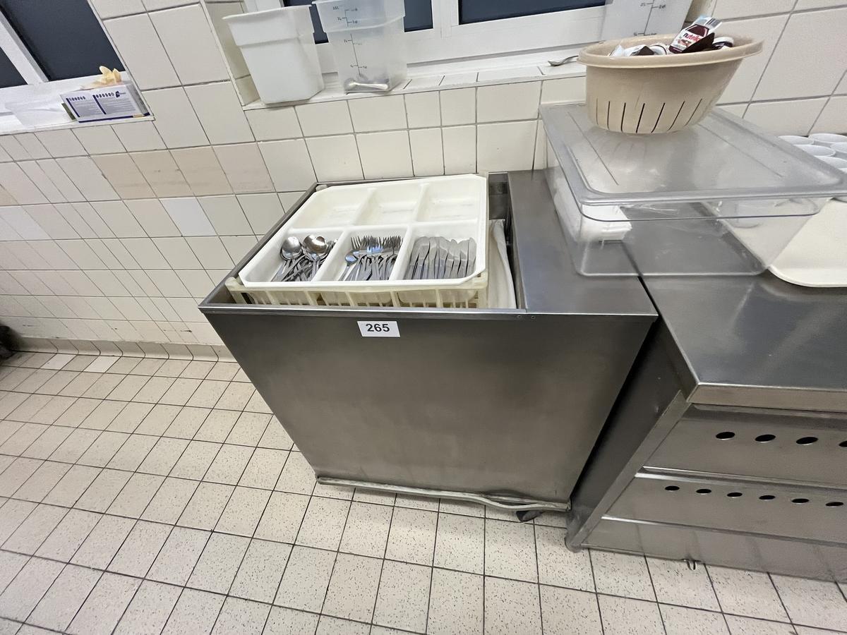 Tablettstapler 60/60/90 cm?d=2026-03-09 22:30:49