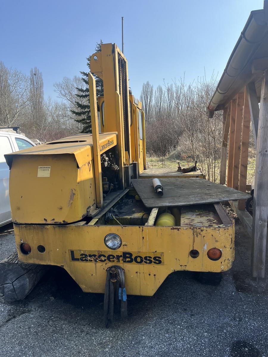 Lancer Boss Seitenstapler - Ersatzteiltr&auml;ger (Motor laut Auftraggeber ok?d=2026-03-07 04:18:00