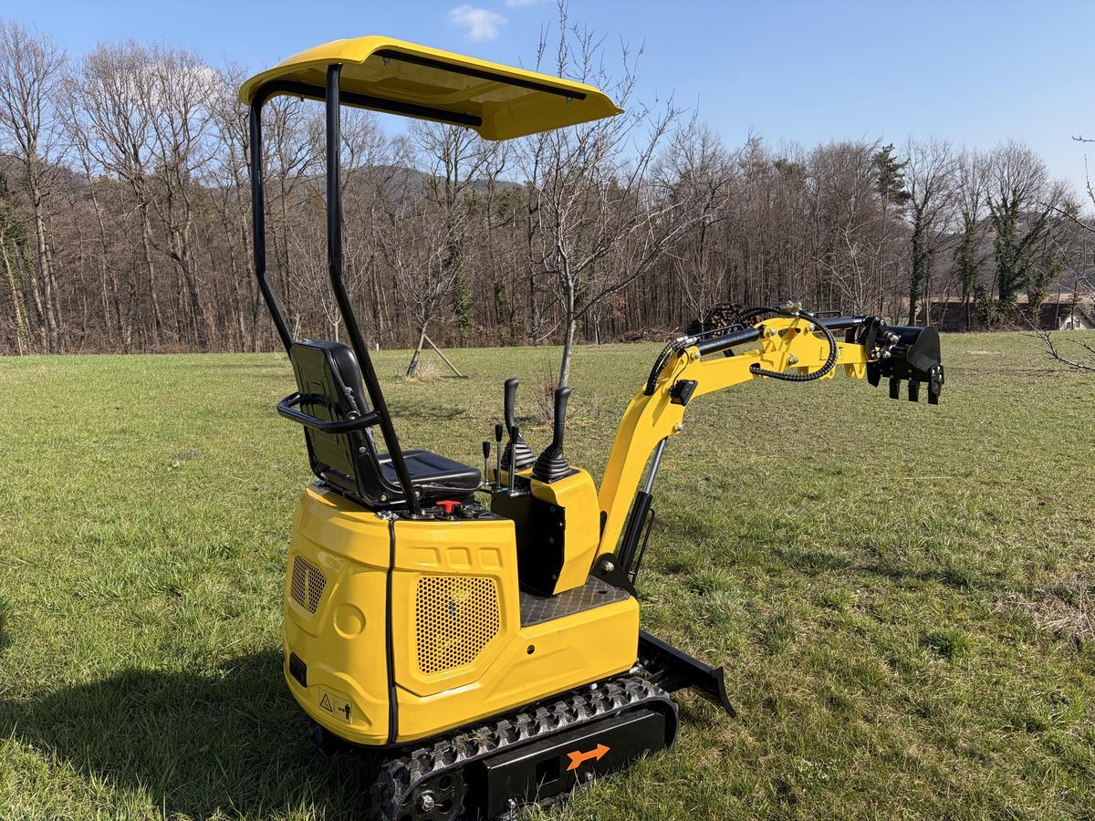 Diesel Minibagger, Modell 08, BJ 2026, 7 kW, neuwertig, 1-2 Betriebsstunden?d=2026-03-09 19:37:00