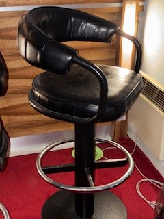 5 Stk. Barhocker mit Fu&szlig;st&uuml;tzen?d=2026-03-10 14:27:16