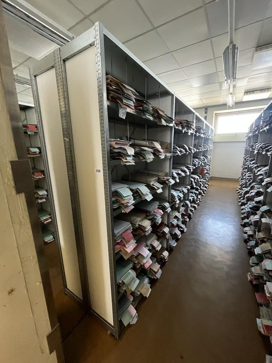 6.0 Laufmeter Doppelregale 40/40 breit, 225 cm hoch 6 Fachebene