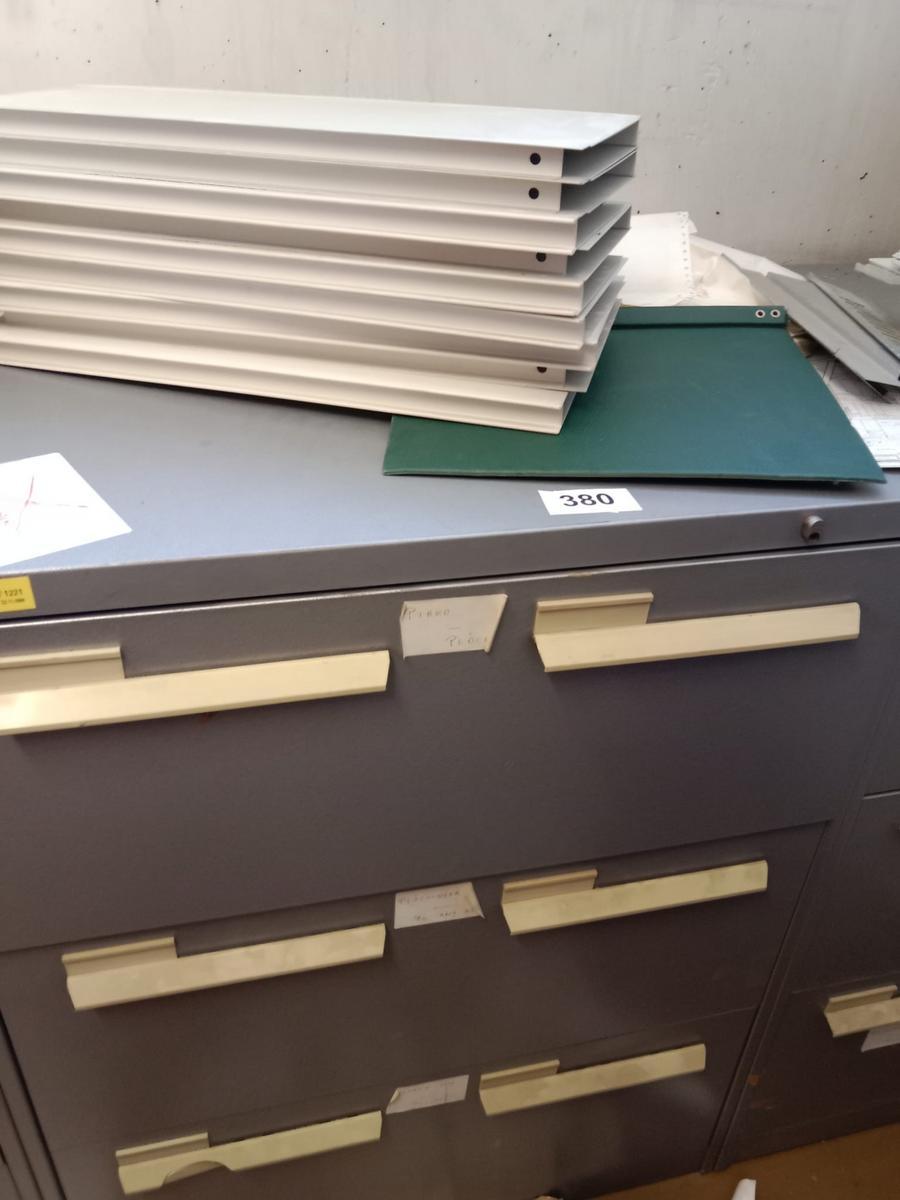 Blechauszugsladenschrank 80/65/105 cm?d=2026-03-10 22:34:01