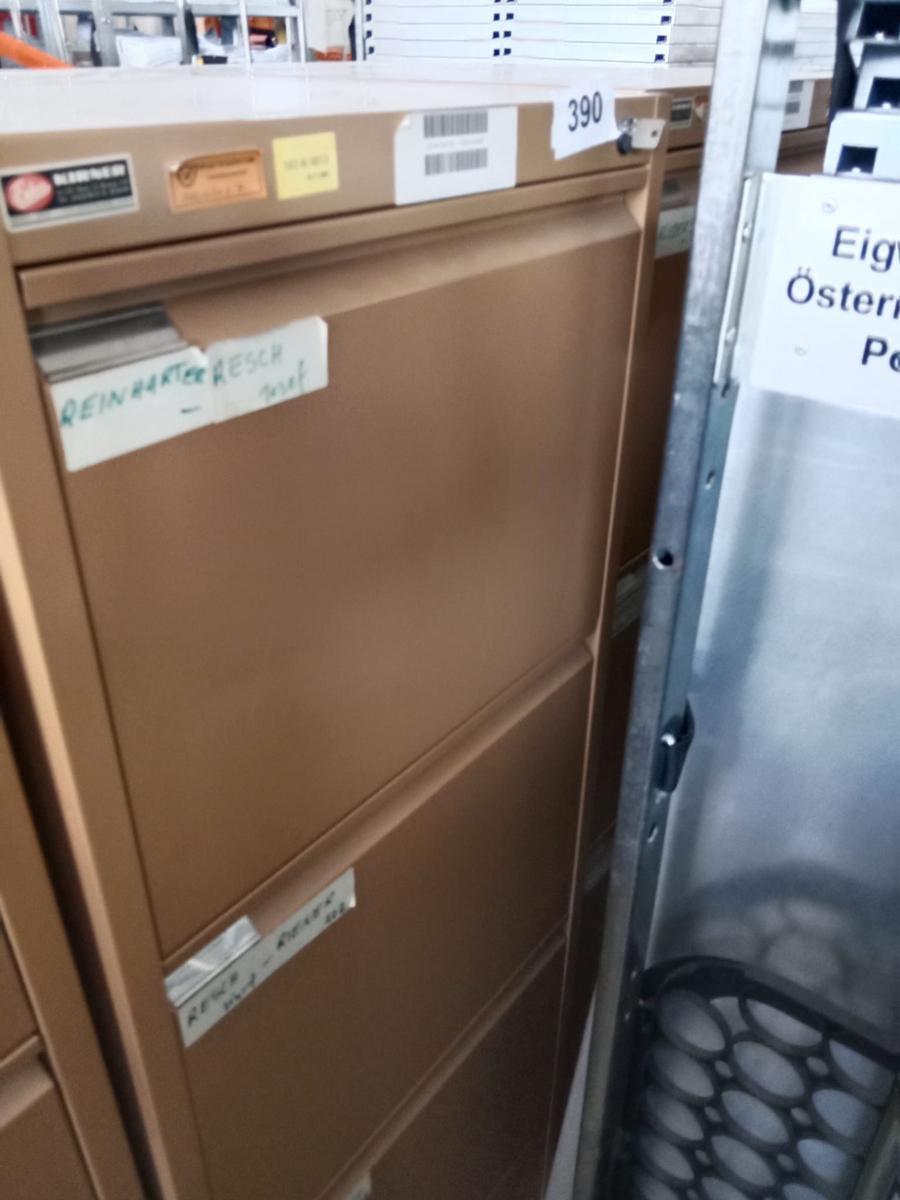 Blechschrank 52/65/140 cm