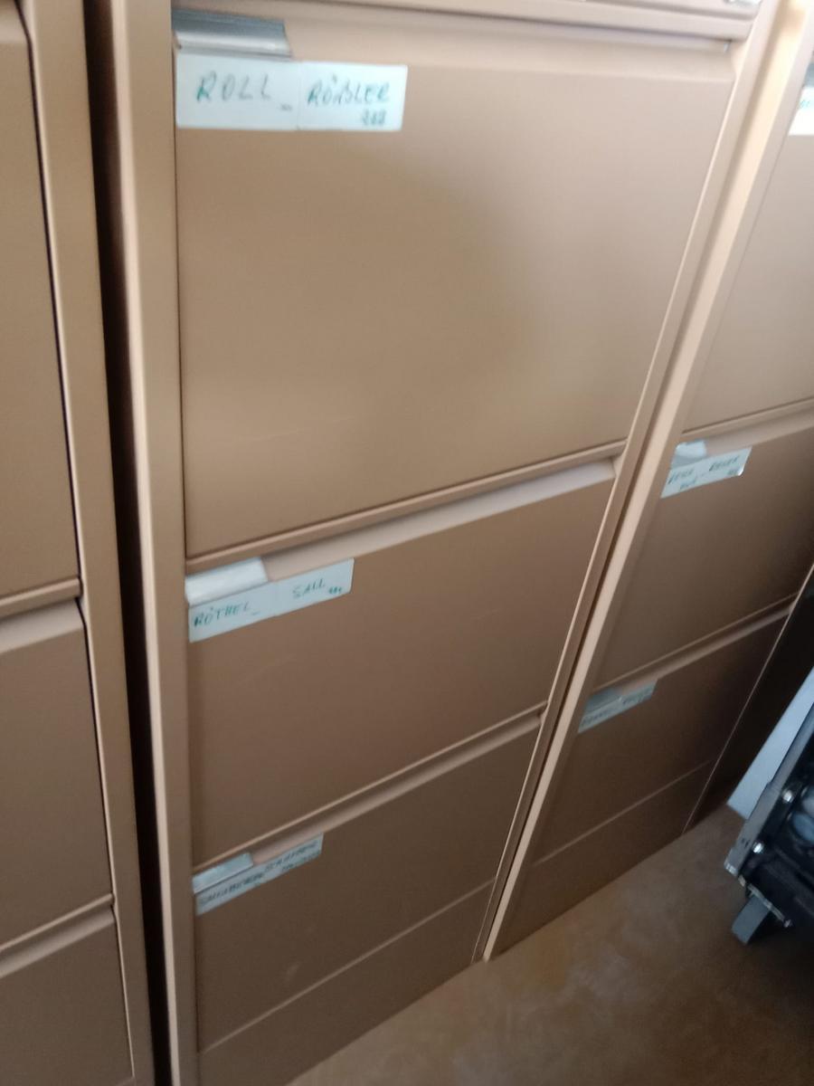 Blechschrank 52/65/140 cm