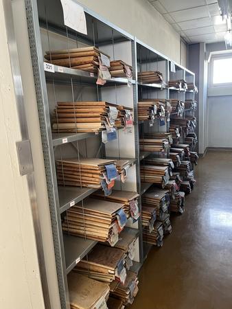 4.8 Laufmeter Steckregale 40 cm breit , 225 cm hoch 6 Fachebene