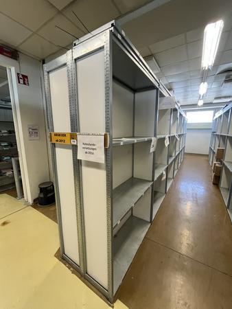 8.4 Laufmeter Doppelregale 40/40 breit, 225 cm hoch 6 Fachebene