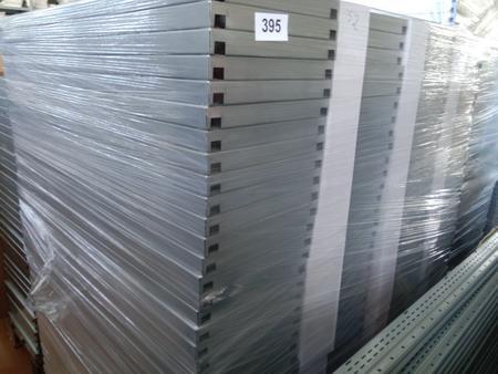 148 St�ck Fachb�den 30 cm breit = 1 Palette