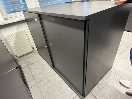 HALI Aktenschrank mit Schiebet�ren 160x115 cm 3 Ordnerh�hen