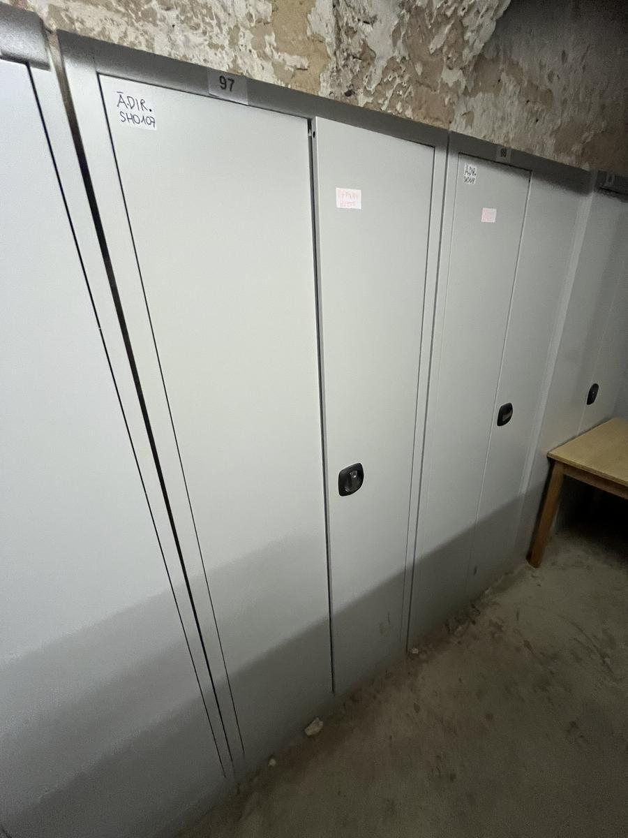 Metallschrank mit Doppelt&uuml;re, Breite 80cm, H&ouml;he 195cm, Tiefe 40cm?d=2026-03-13 21:29:52