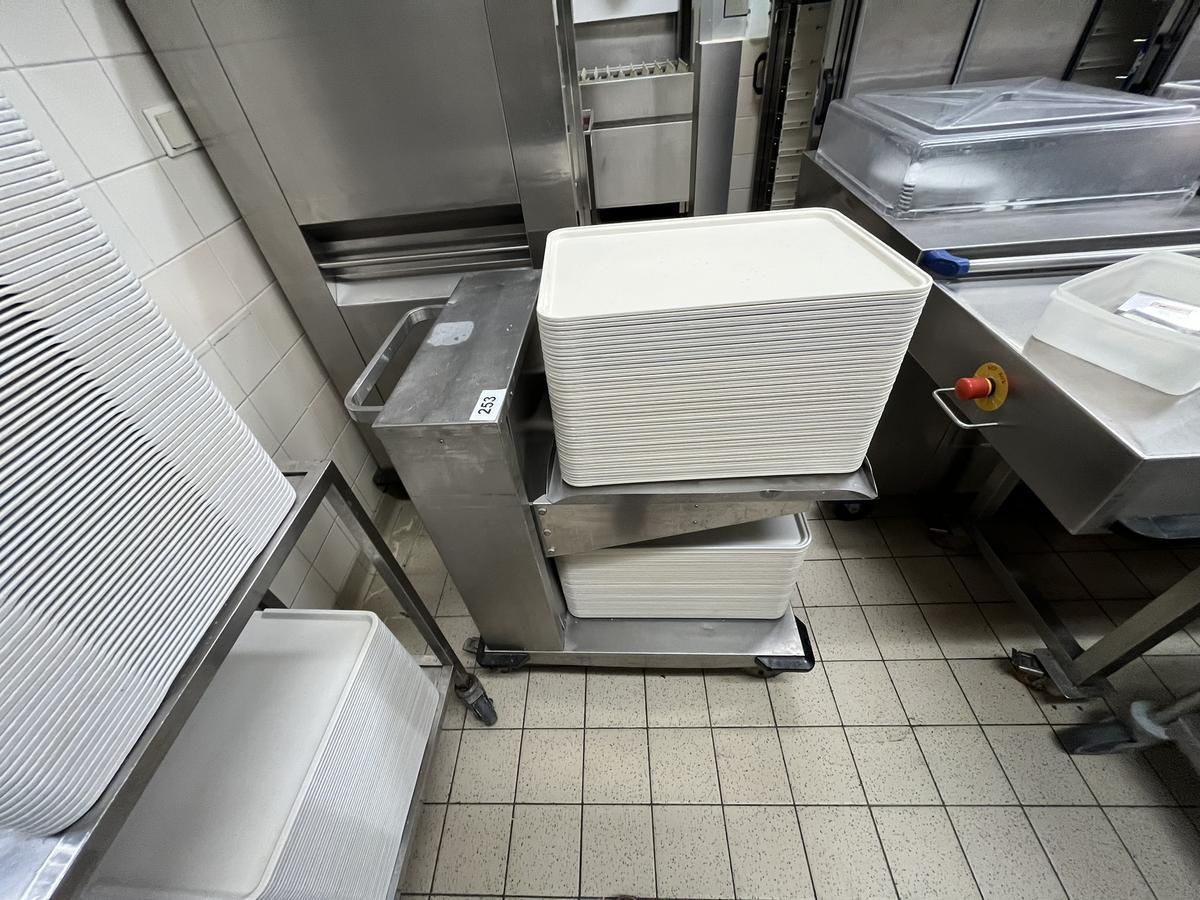 RIEBER Stapelwagen ca. 85/50/90 cm?d=2026-03-13 22:39:01