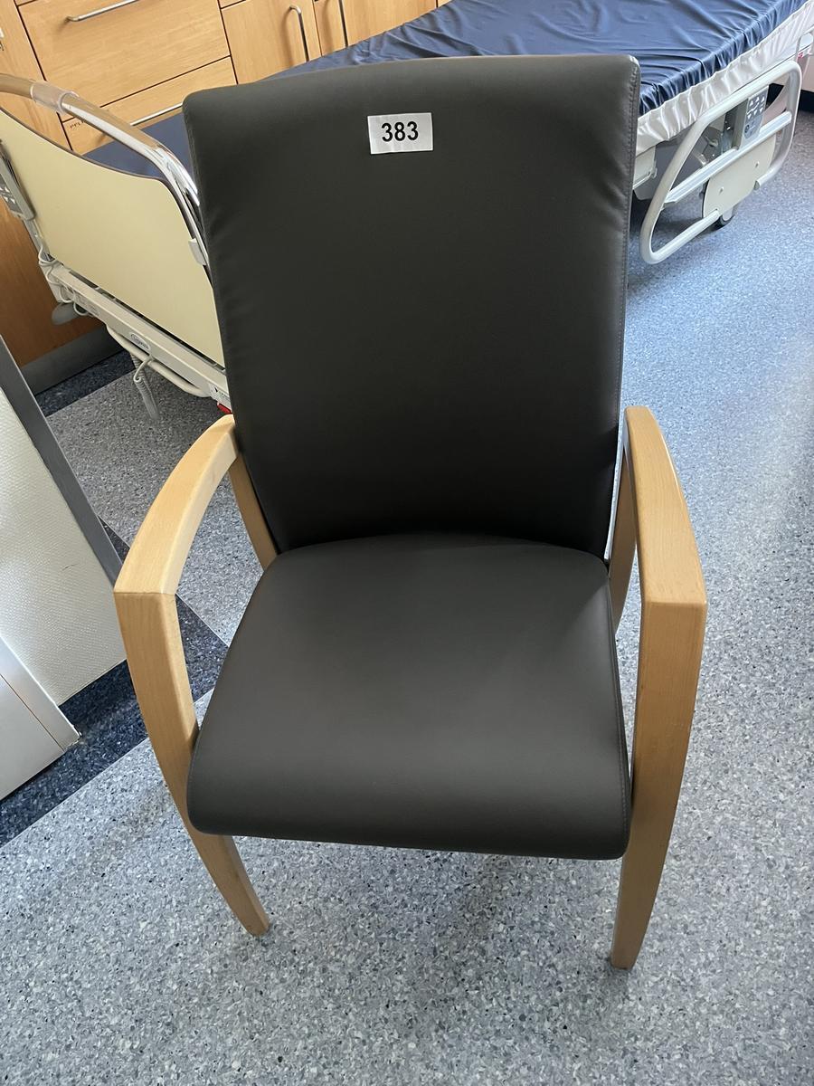 2 St&uuml;ck Besucherst&uuml;hle