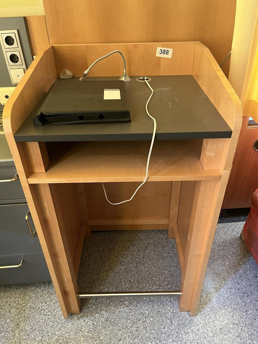 Rednerpult ca. 70/35/115 cm?d=2026-03-14 00:07:19