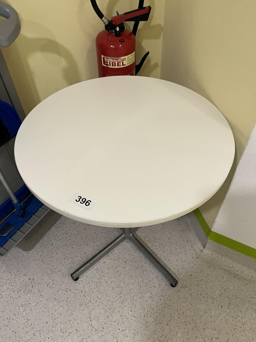 Tisch mit Holzplatte ca. 70 cm DM?d=2026-03-14 01:30:37