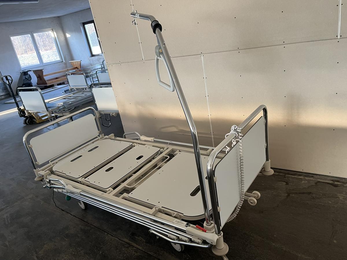 HILL ROM Kranken-, Pflegebett elektrisch verstellbar mit Rollen?d=2026-03-16 16:26:34