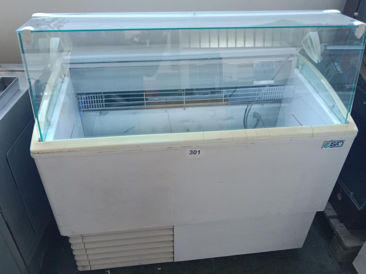 ISA Eisausgabepult SETTA 62 STD, 113x80x120cm?d=2026-03-23 19:00:39