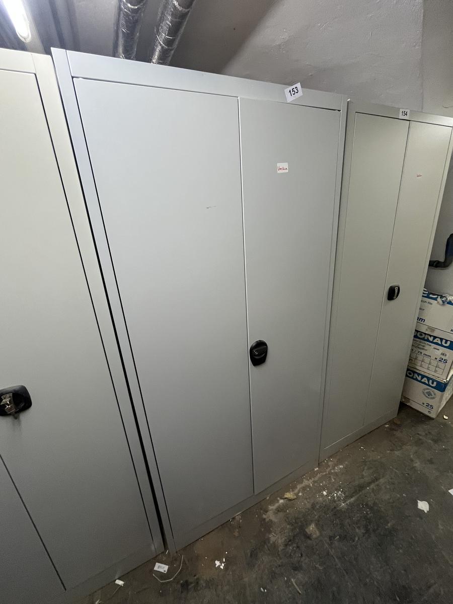 Metallschrank mit Doppelt&uuml;re, Breite 95cm, H&ouml;he 195cm, Tiefe 40cm?d=2026-03-23 20:20:52