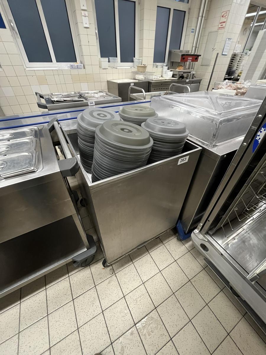 Tablettstapler 60/60/90 cm?d=2026-03-23 22:21:48