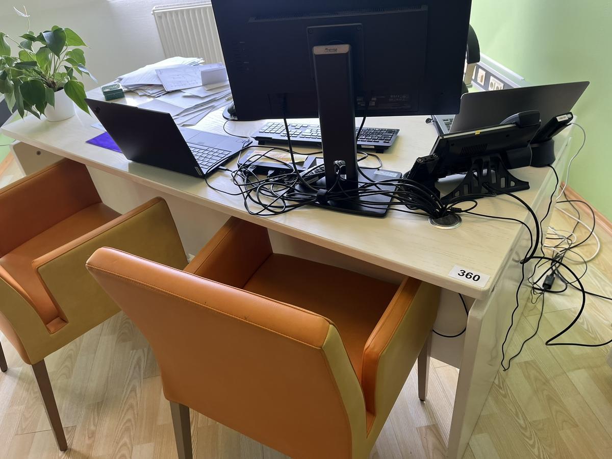 Schreibtisch ca. 180x85 cm?d=2026-03-24 00:47:24