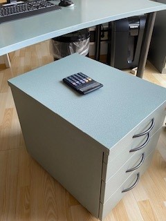 Rollcontainer mit 4 Laden, H&ouml;he 55cm, Breite 44 cm, Tiefe 60 cm?d=2026-03-24 00:47:21