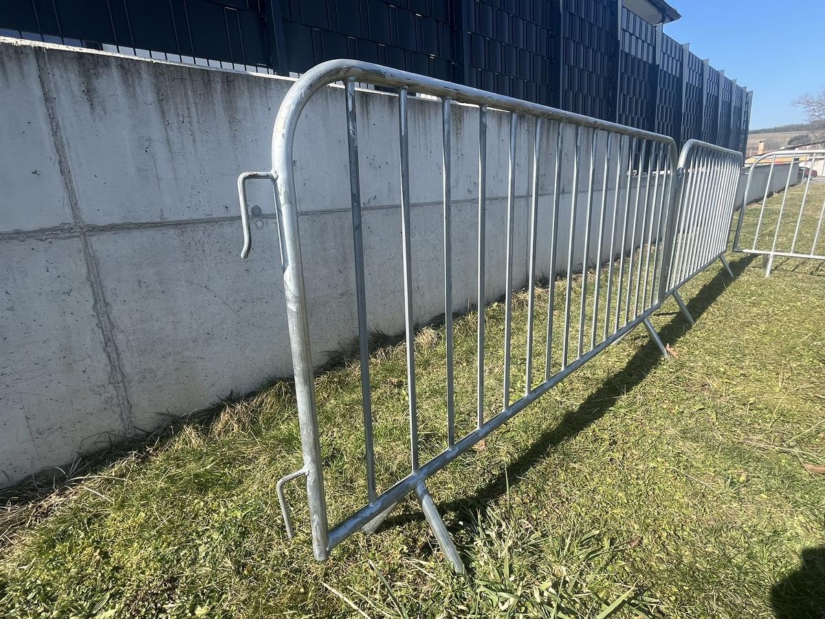 20 Stk. Absperrgitter verzinkt ca. 230x110cm, fabriksneu