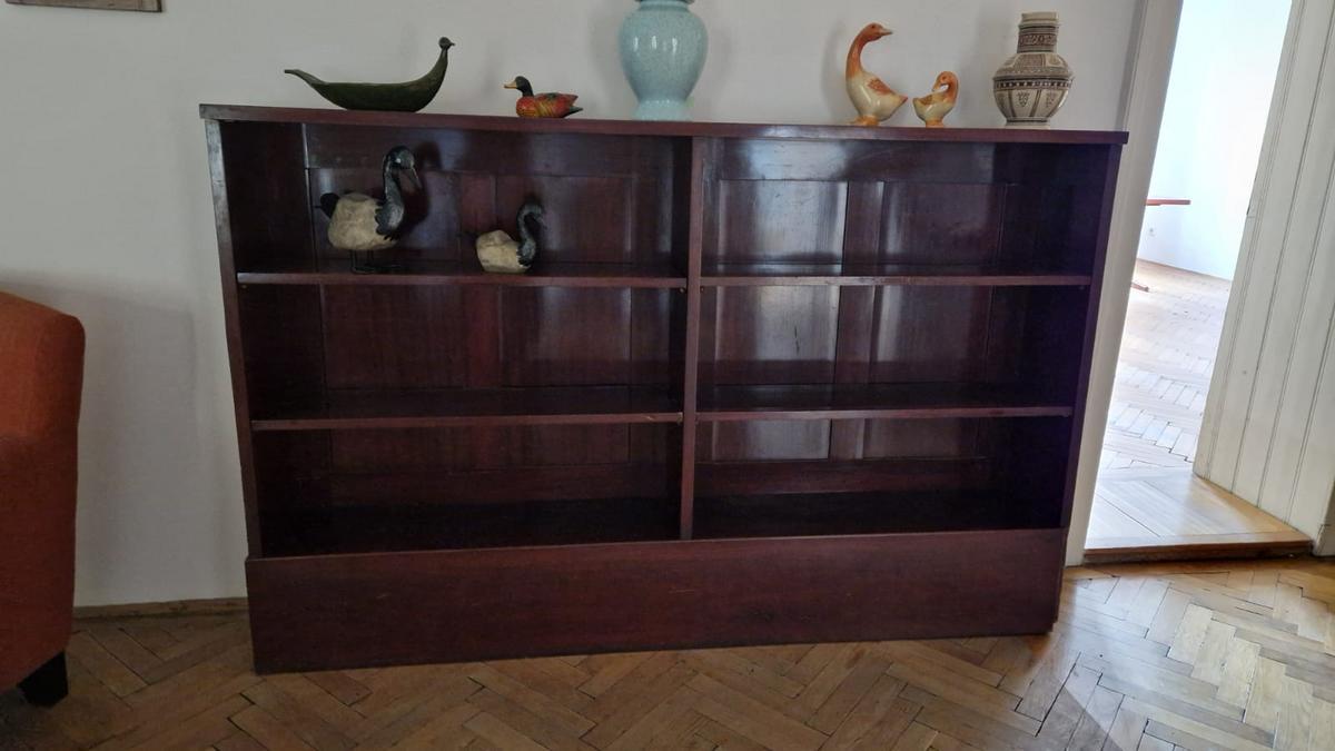 B&uuml;cherregal aus Mahagoni, 207 m lang x 130 cm hoch x 28 cm tief?d=2026-03-26 22:20:56