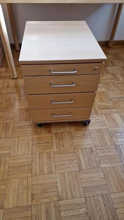 Rollcontainer 44 cm breit x 56 cm tief x 56 cm hoch Rollcontainer 44 cm breit x 56 cm tief x 56 cm hoch