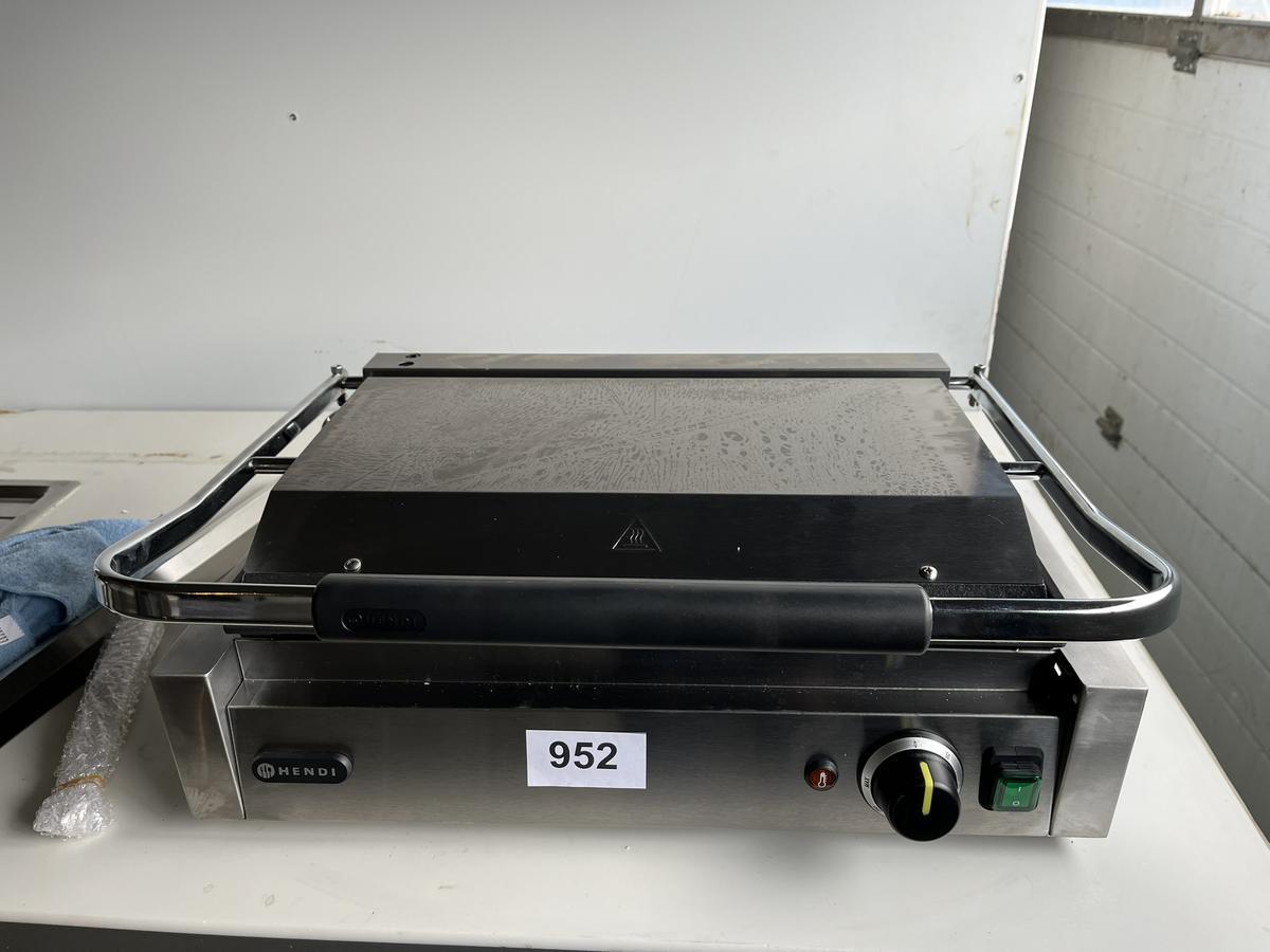 HENDI Contact Grill Panini XL 2700 W 
