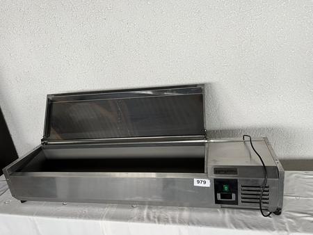 GGM Gastro K�hlaufsatzvitrine 1400/335 mm f�r 6 x GN 1/4, steckerfertig plus 2-8 Grad