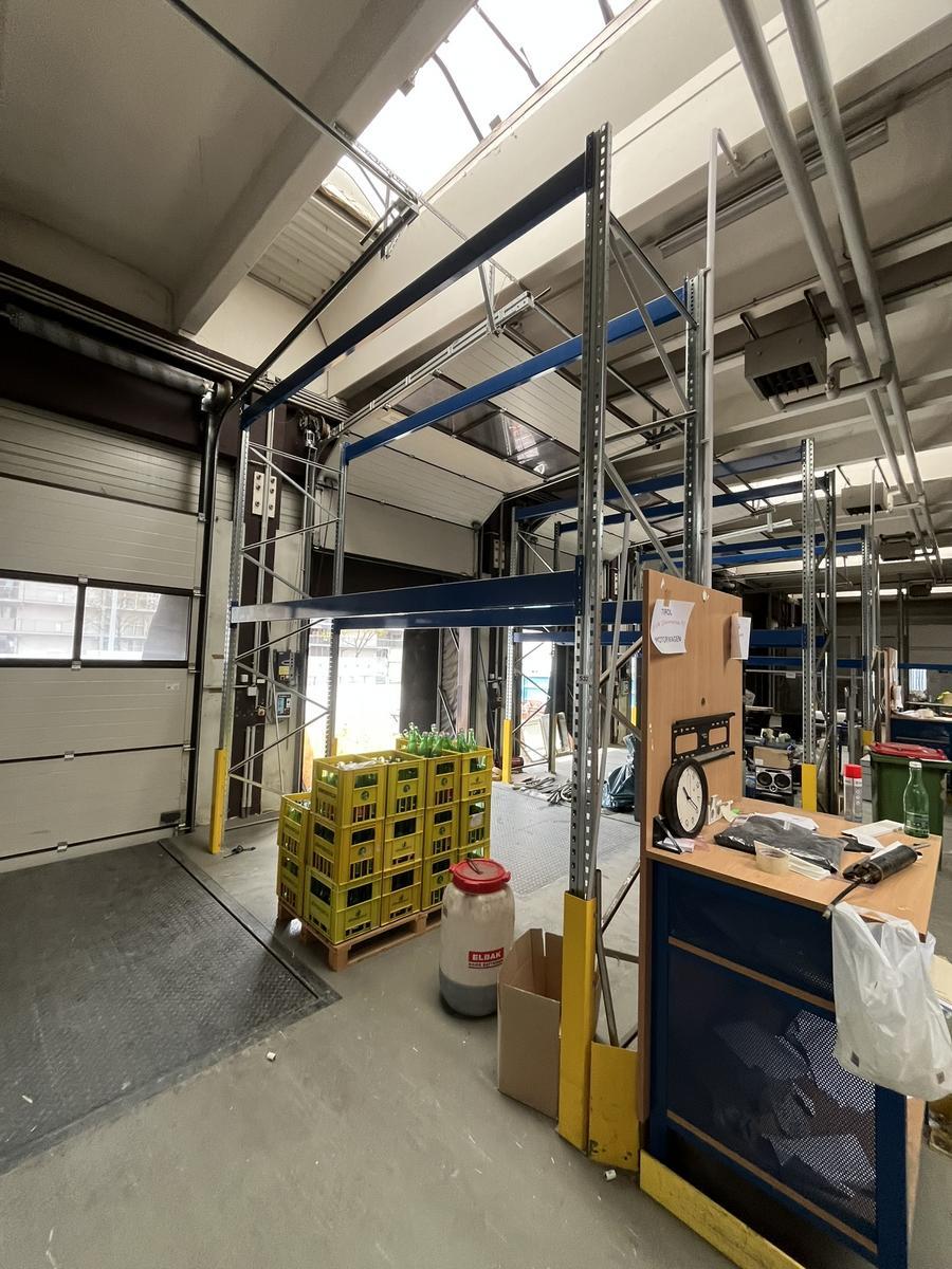 ca. 10.80 lfm BITO Schwerlastregale H: 4 m 